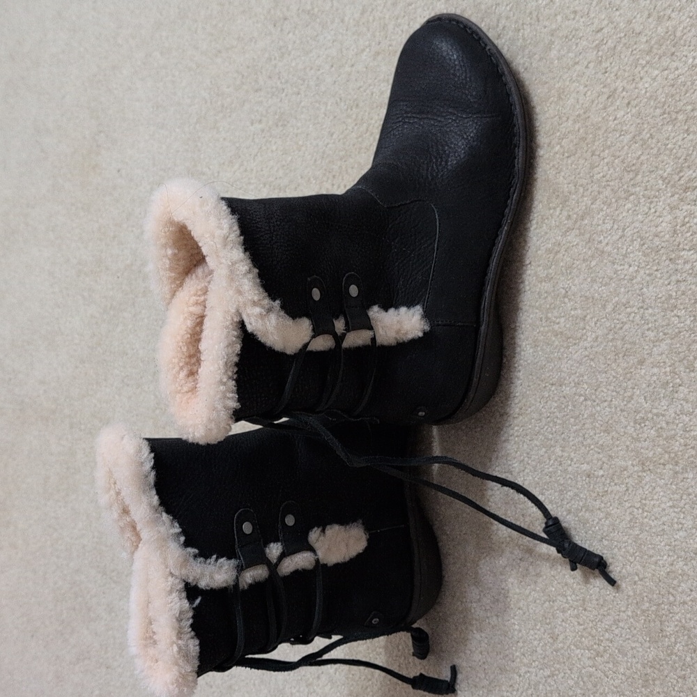 Uggs boots women